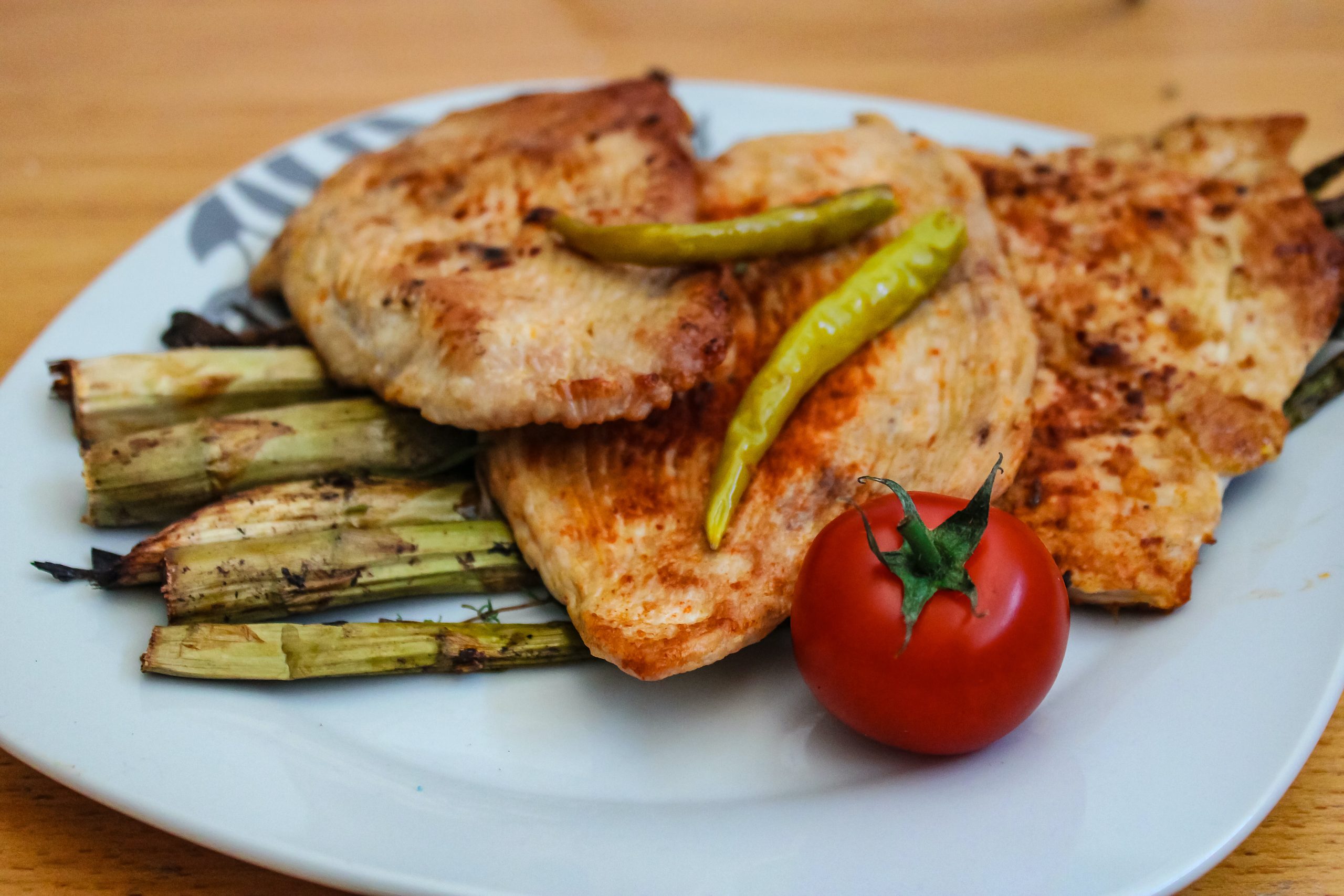 Image Lean Protein Source Chicken Poultry and Roasted Vegetables