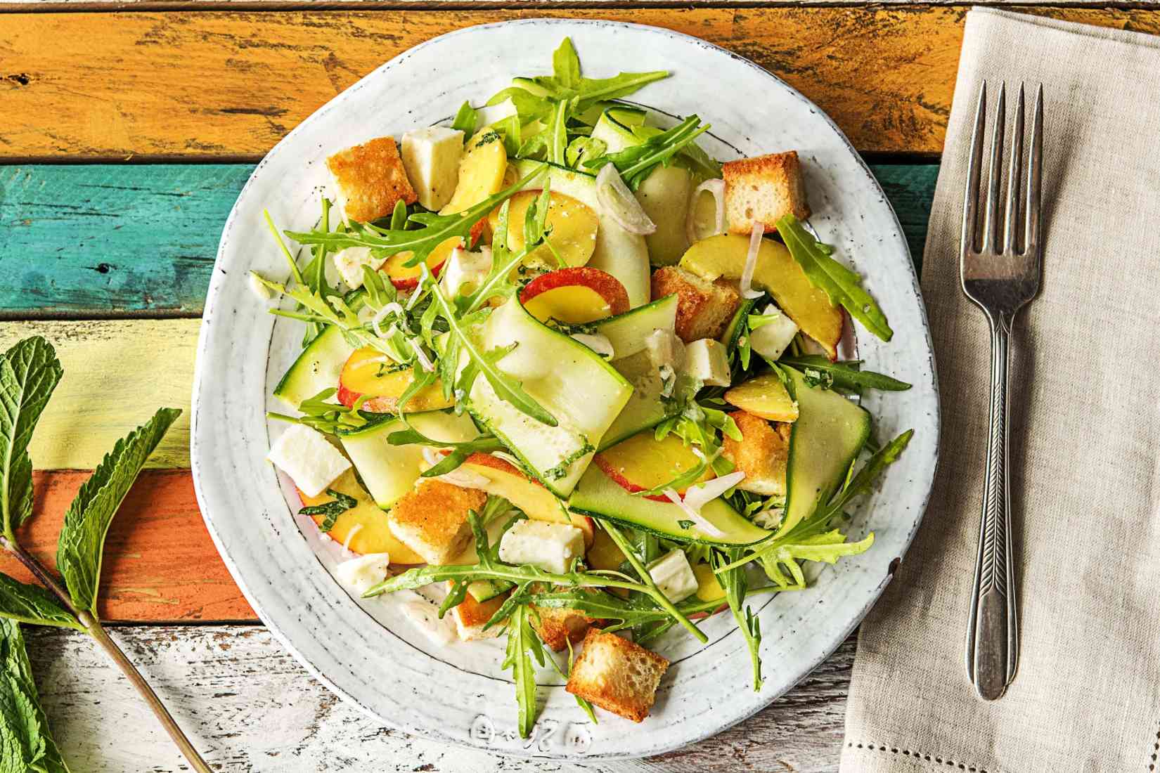 NectarineandZucchiniPanzanellawithToastedCroutonandWhiteWine