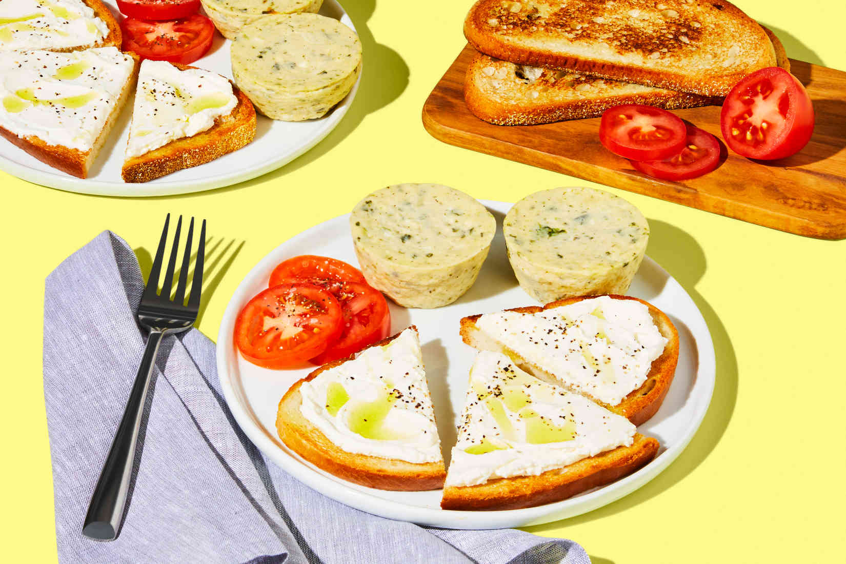 SpinachFetaEggBitesBreakfastwithRicottaToastsTomato Feel