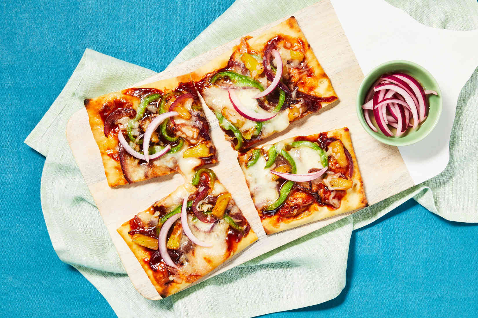 BBQPineappleFlatbreadswithCaramelizedPickledOnion Feel Electric EMS